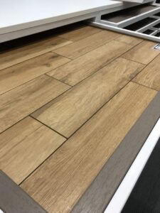 joint carrelage imitation parquet